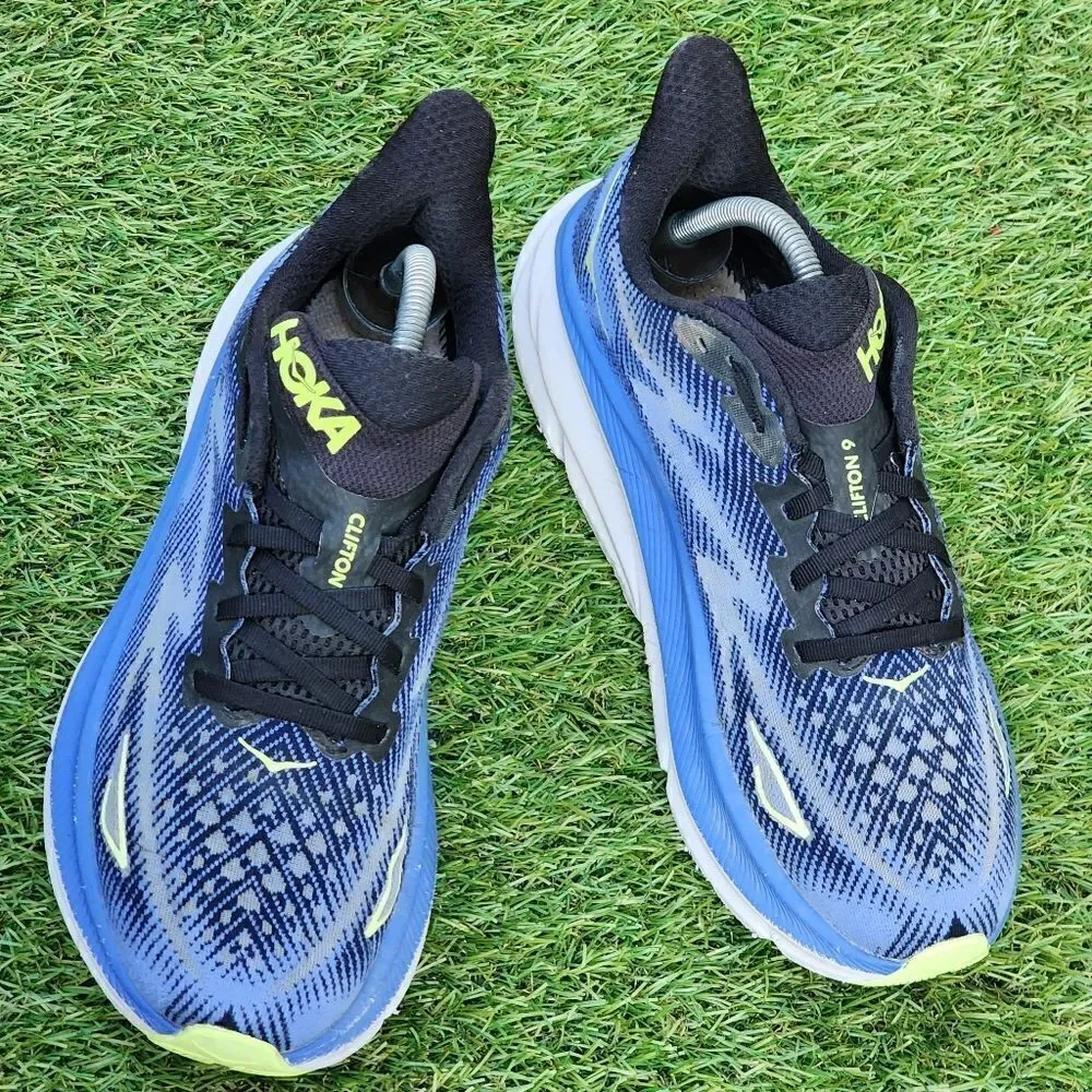 HOKA CLIFTON 9 - Womens Athletic Shoes - SIZE 10B ***No Insoles ***